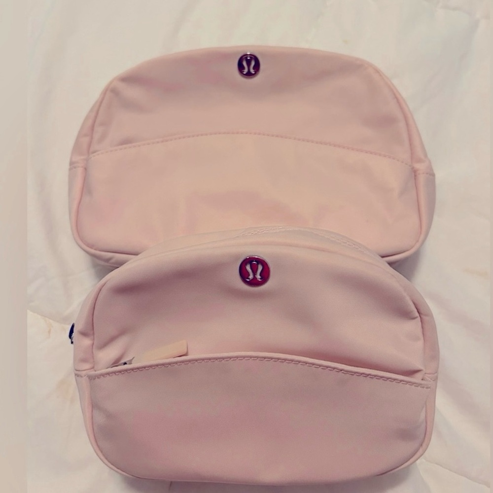 Lululemon City Essentials Pouch
2L & 4L Flush Pink